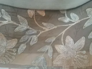 Traje 3 piezas mujer,top,pantalón y echarpe.