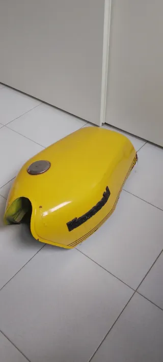 Serbatoio Kawasaki Giallo