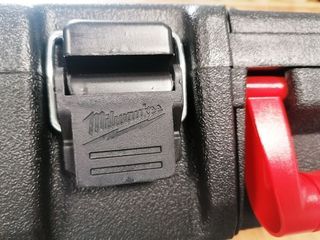 NUEVO: Taladro atornillador a batería Milwaukee