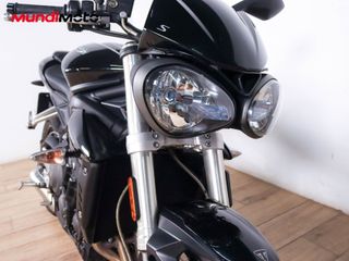 TRIUMPH STREET TRIPLE 660 S
