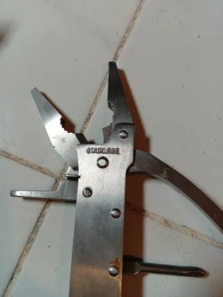 Herramienta Multiusos Acero Inoxidable