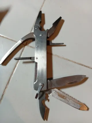 Herramienta Multiusos Acero Inoxidable