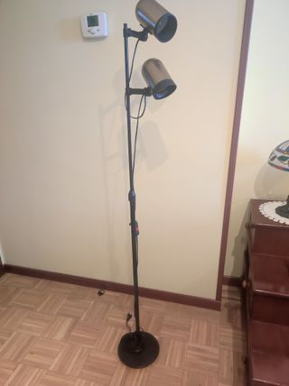 Lámpara de pie doble foco