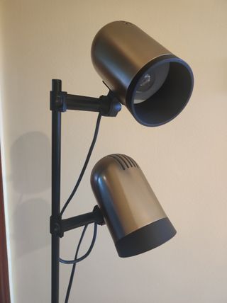 Lámpara de pie doble foco