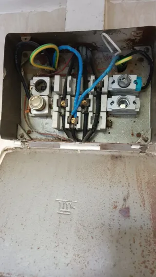 Electricista fontanero