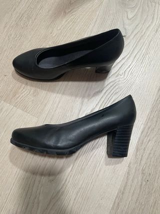 Zapatos de salón Pitillos negros
