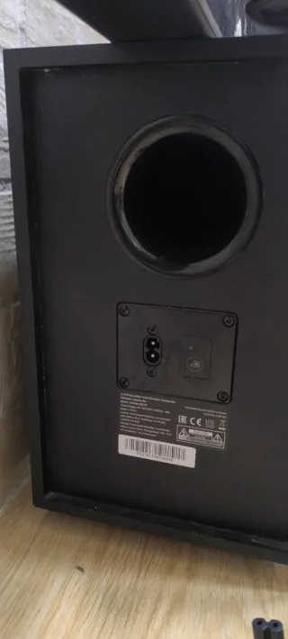 Barra de Sonido y Subwoofer JBL Negro