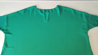 Blusa Couchel verde talla L