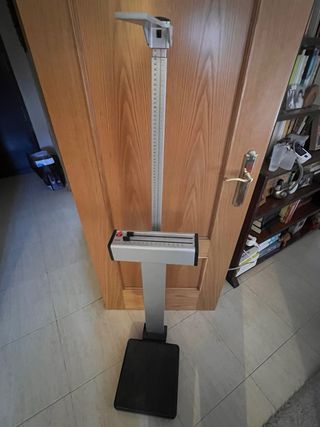 Báscula SECA con Tallímetro
