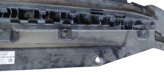 Moldura superior parachoques Audi A1 (GB)