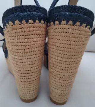 Talla 40 Stuart Weitzman Sandalias Cuña Azul y Bei