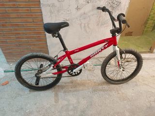 Bicicleta BMX Monty 139 Roja
