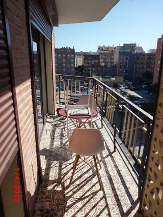 Piso en alquiler en Torrefiel en Valencia