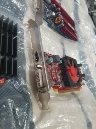 Lote 4 Tarjetas Gráficas ASUS y ATI