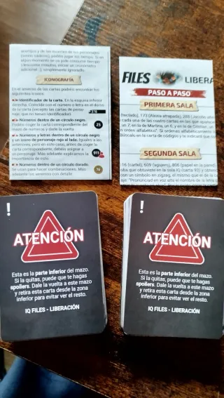IQ Files Escape Room Liberación, juego de cartas.