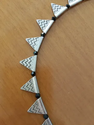 Collana con Tormalina Nera e triangoli