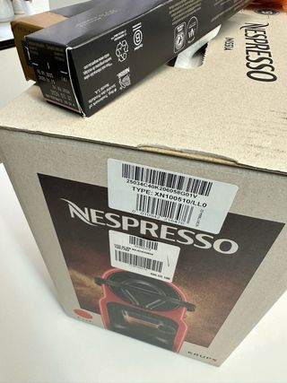 Cafetera Nespresso Inissia Krups Roja. (Nueva)