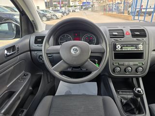 Volkswagen Golf 2005