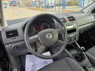 Volkswagen Golf 2005