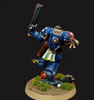 Miniatura Teniente Titus Warhammer 40k
