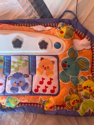 Piano Musical para Bebé Fisher-Price funciona,