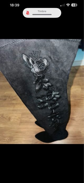 Botas altas negras con tacón