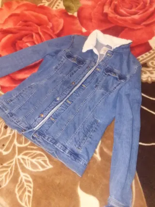 Chaqueta tejana con forro sherpa