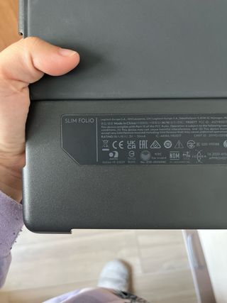 Teclado Logitech Slim Folio para iPad