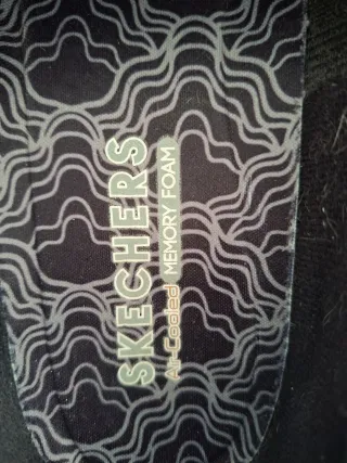 Skechers negras talla 41