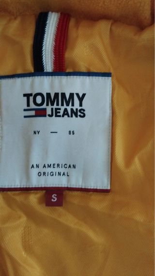 Giubbotto donna Tommy Jeans giallo