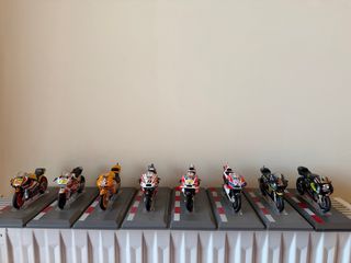 17 Motos GP Escala 1/18 Colección
