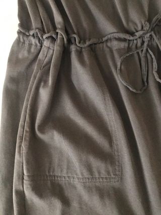 Mono Zara gris talla L con bolsillos