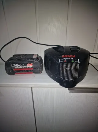 Cargador y Batería Bosch 36V