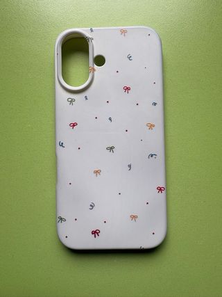 Fundas iPhone 16 (Varias)