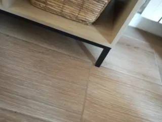 Estantería baja Klast Home madera y metal