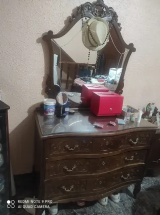 Muebles antiguos restaurados de madera Cabezero