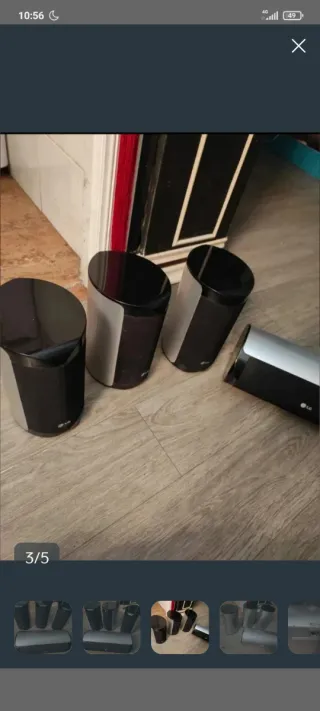 Altavoces LG Negros y Plateados