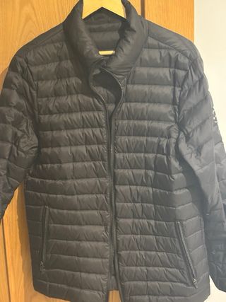 Gabardina impermeable con plumas Roberto Verino