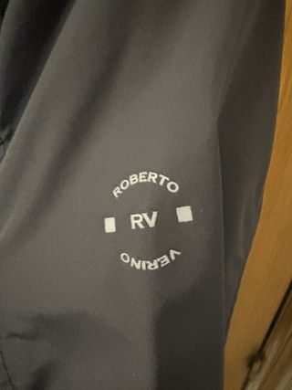 Gabardina impermeable con plumas Roberto Verino