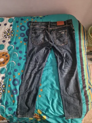 Pantalón vaquero Pull&Bear desgastado