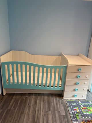 Cama infantil con cambiador