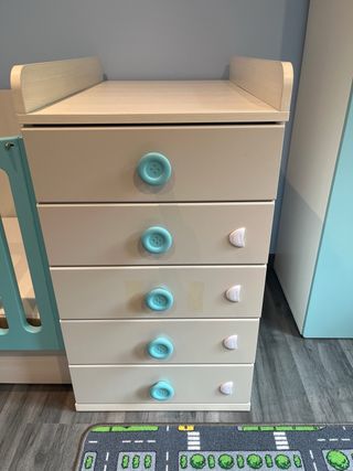 Cama infantil con cambiador