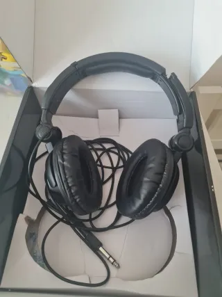 Piano Digital Thomann DP-26 + Mueble + Banco