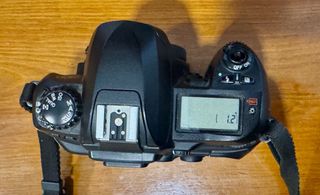 Cámara Nikon D100
