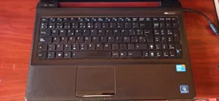Portátil Asus K52J con Batocera