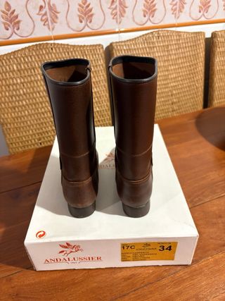 Botas camperas ANDALUSSIER talla 34