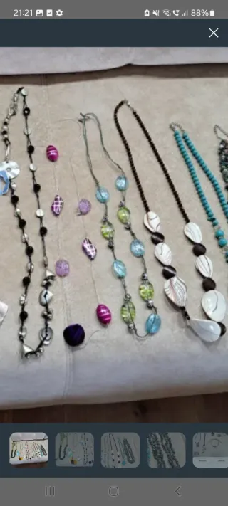 Collares y anillos.se pude hacer lotes