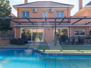 Casa adosada en alquiler en Sector 3 en Getafe