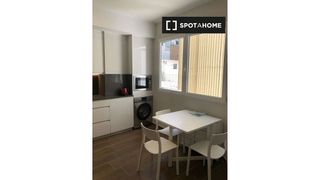 Piso en alquiler en La Roqueta en Valencia