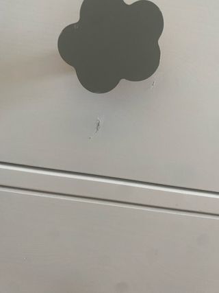 Cajonera IKEA Hemnes 3 cassetti e maniglie a nuvola